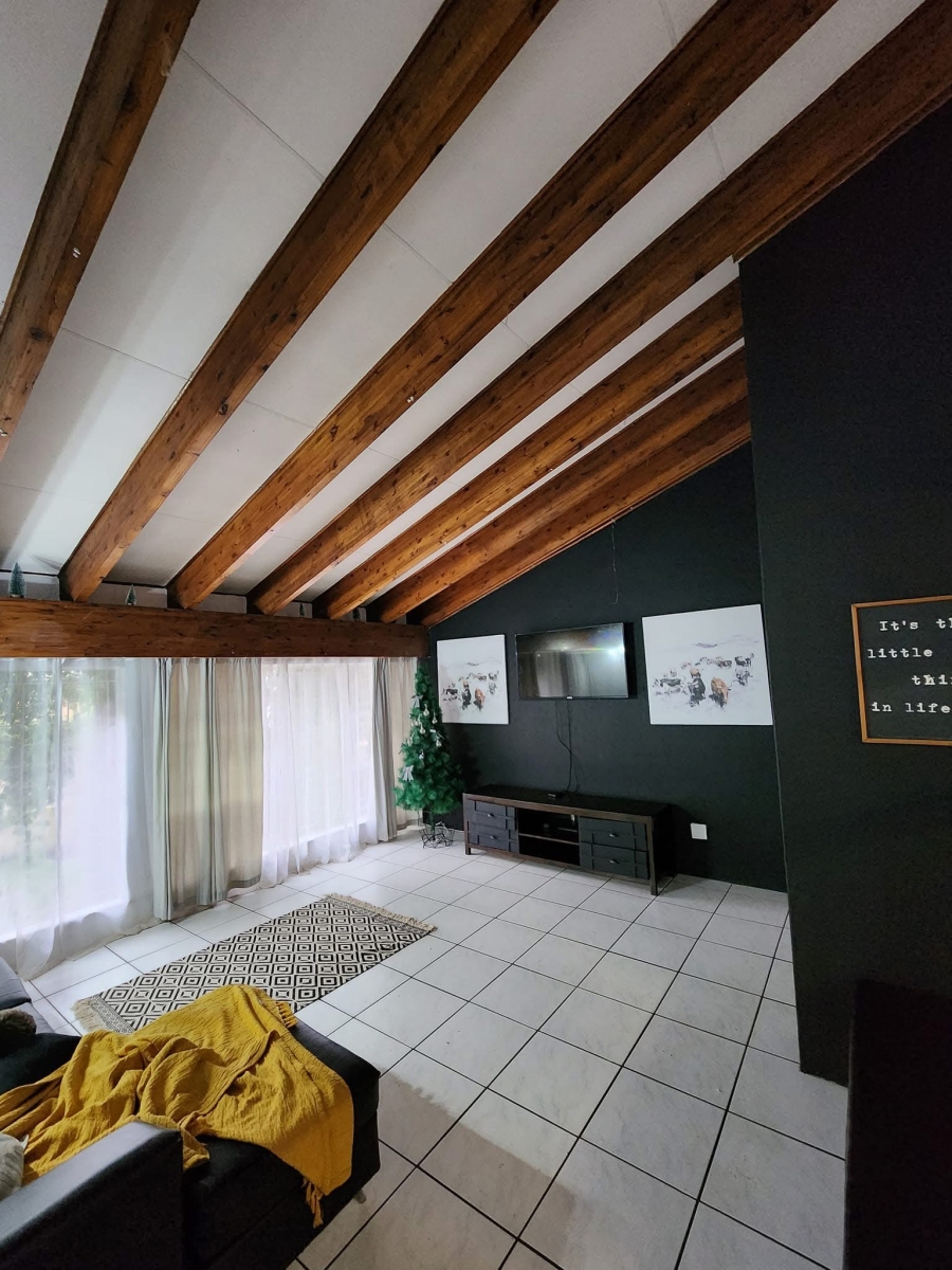 10 Bedroom Property for Sale in Trichardt Mpumalanga