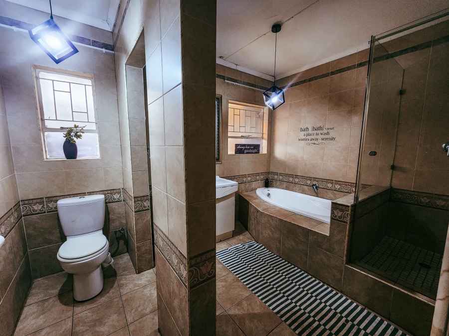 10 Bedroom Property for Sale in Trichardt Mpumalanga