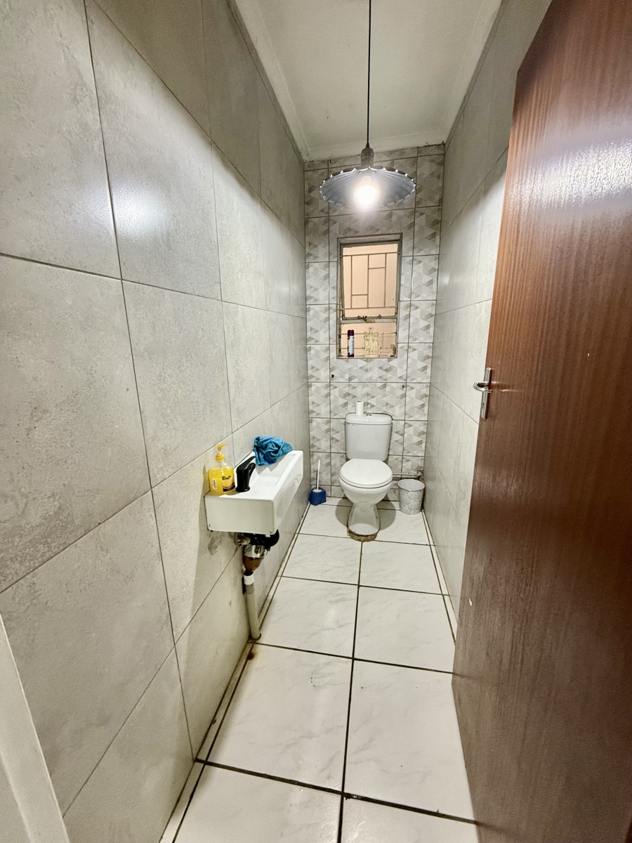 10 Bedroom Property for Sale in Trichardt Mpumalanga