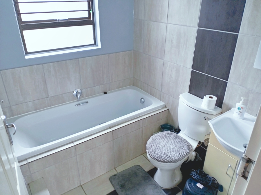 2 Bedroom Property for Sale in Terra Nova Mpumalanga