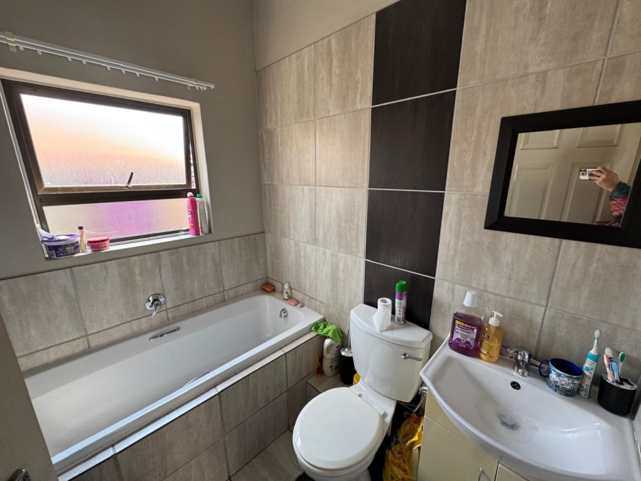 2 Bedroom Property for Sale in Terra Nova Mpumalanga