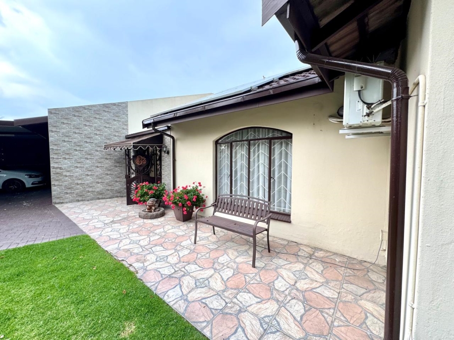 4 Bedroom Property for Sale in Thistle Grove Mpumalanga