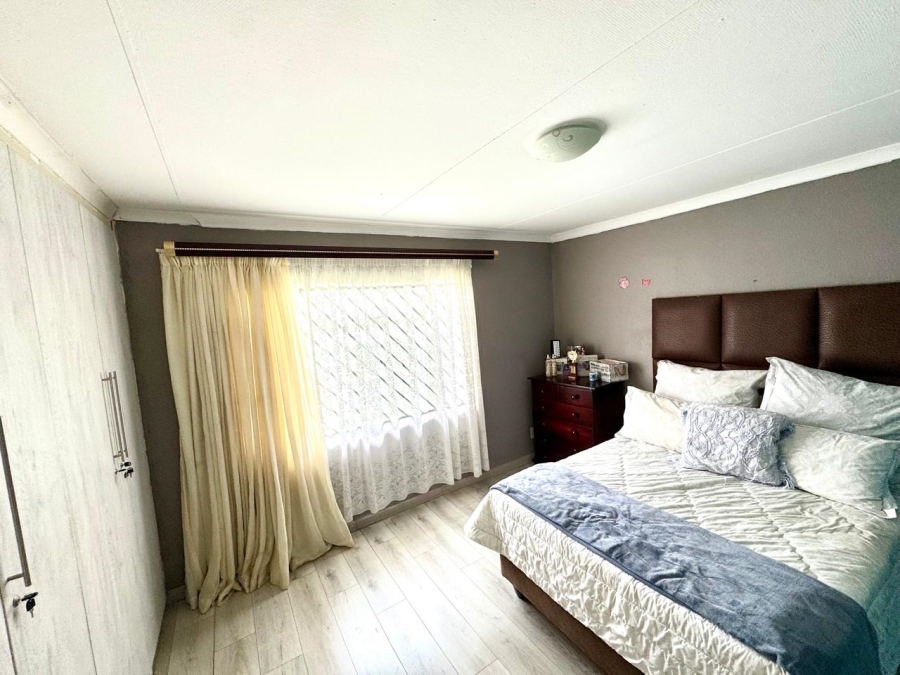 3 Bedroom Property for Sale in Kosmos Park Mpumalanga