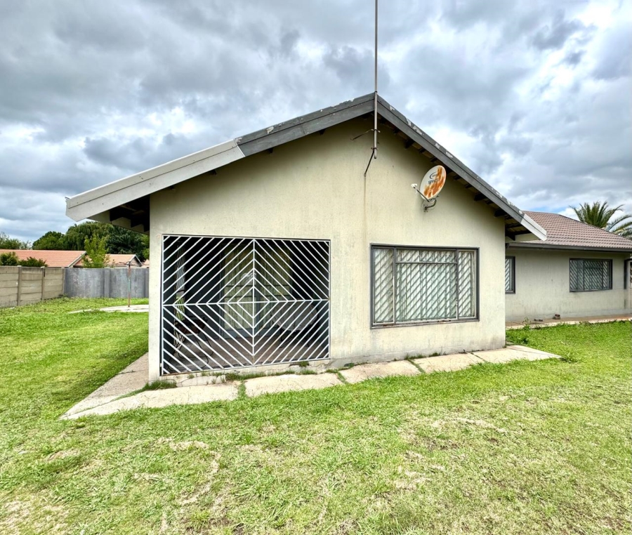 3 Bedroom Property for Sale in Kosmos Park Mpumalanga