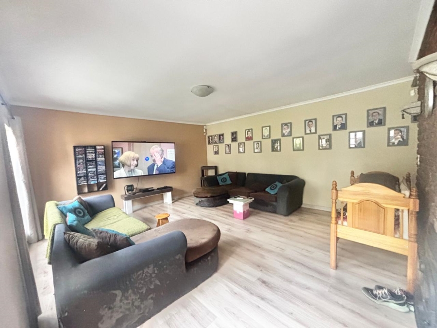 4 Bedroom Property for Sale in Secunda Mpumalanga