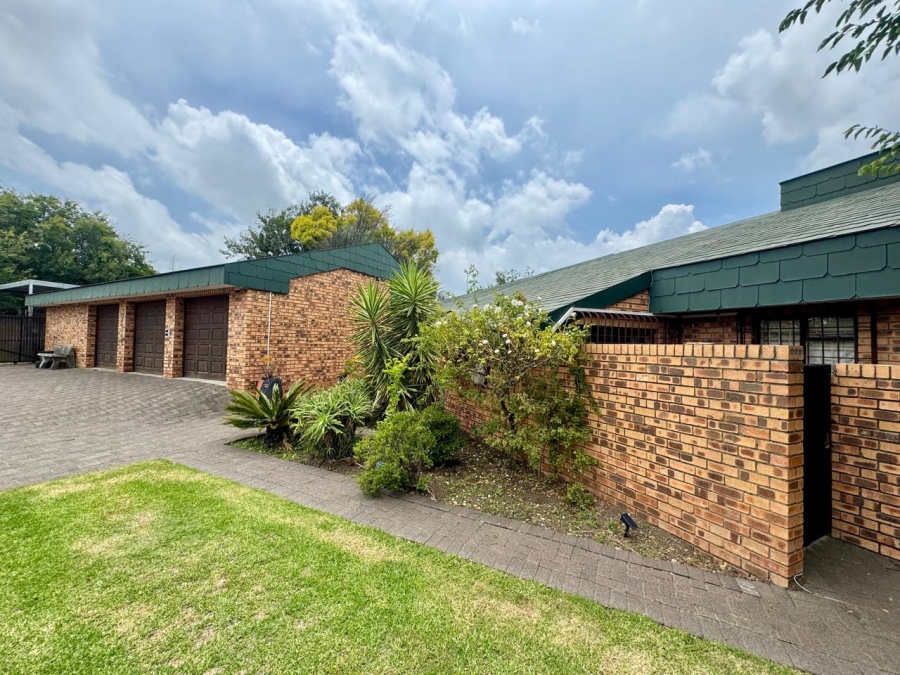 5 Bedroom Property for Sale in Evander Mpumalanga