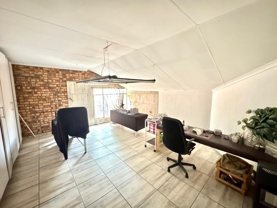 5 Bedroom Property for Sale in Evander Mpumalanga