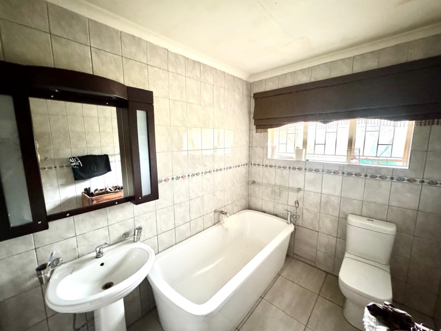 5 Bedroom Property for Sale in Evander Mpumalanga