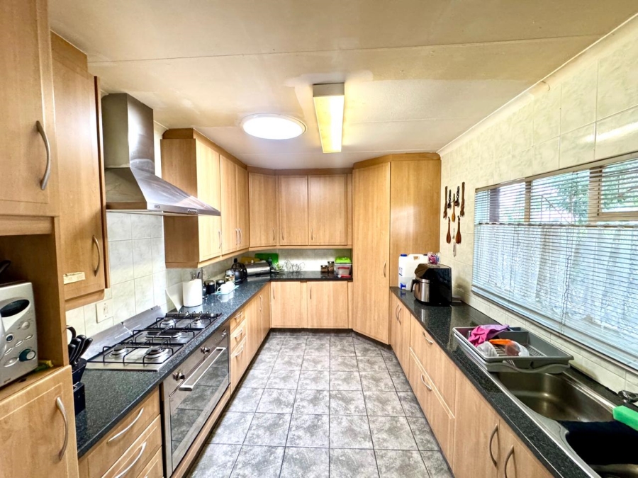 4 Bedroom Property for Sale in Sunset Park Mpumalanga