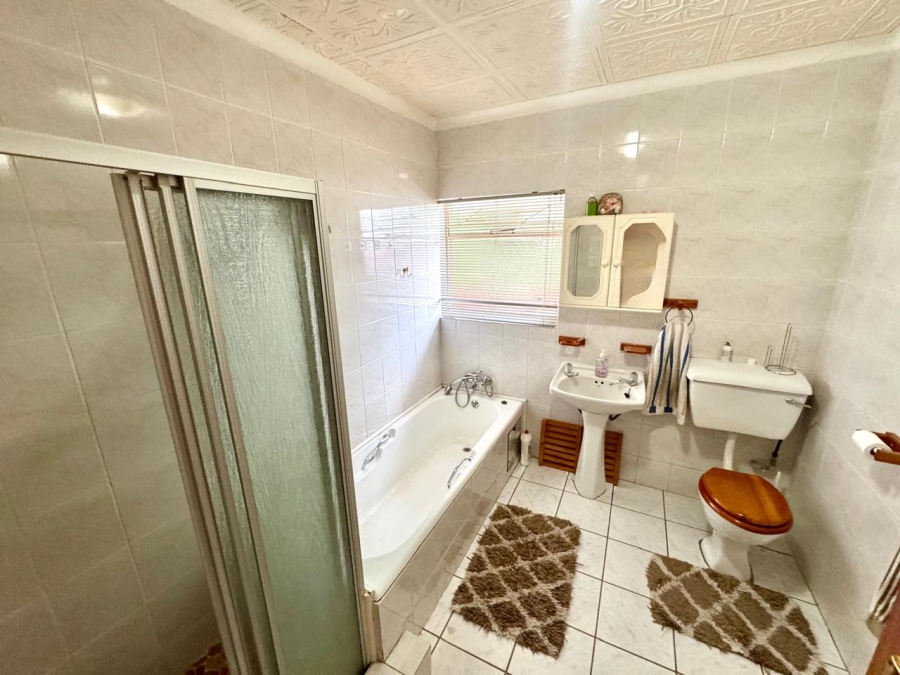 4 Bedroom Property for Sale in Sunset Park Mpumalanga