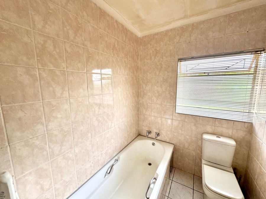 4 Bedroom Property for Sale in Sunset Park Mpumalanga