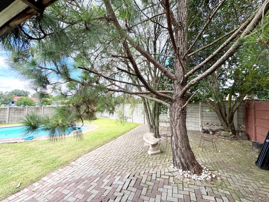 4 Bedroom Property for Sale in Sunset Park Mpumalanga