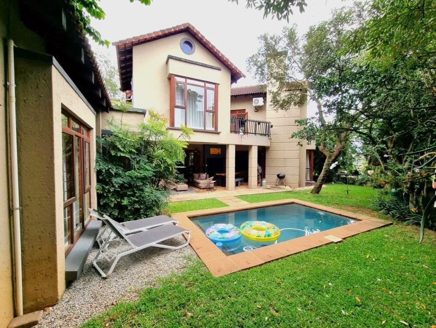 3 Bedroom Property for Sale in Matumi Golf Estate Mpumalanga