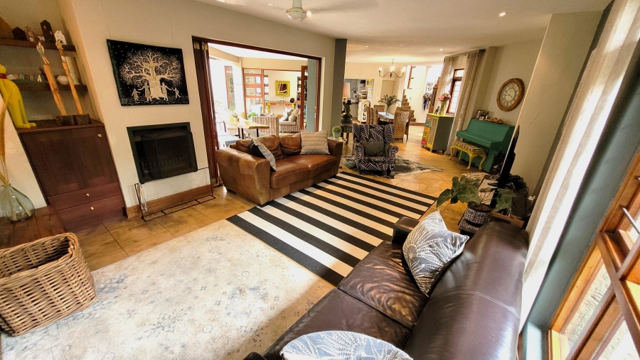 3 Bedroom Property for Sale in Matumi Golf Estate Mpumalanga