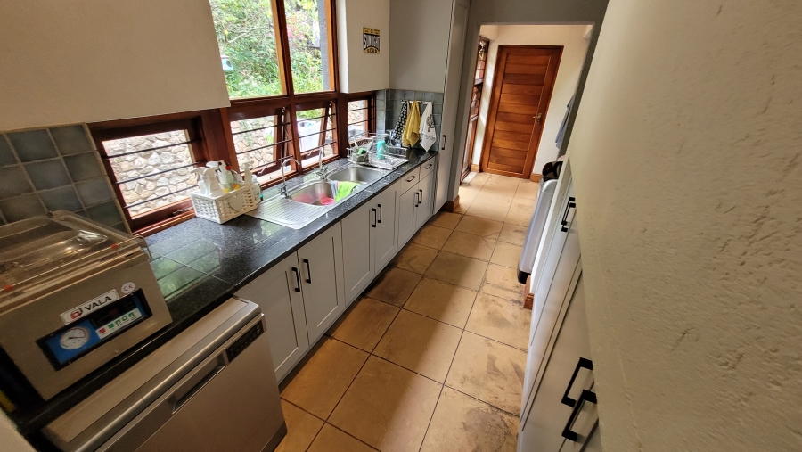 3 Bedroom Property for Sale in Matumi Golf Estate Mpumalanga