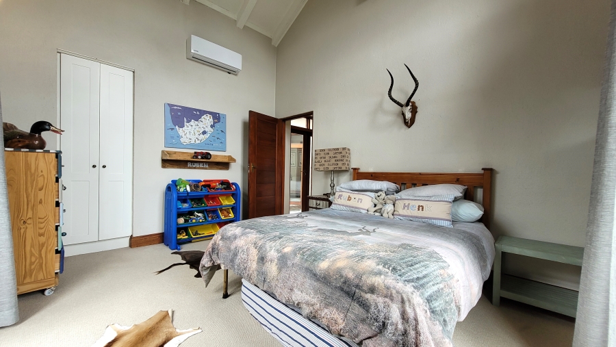 3 Bedroom Property for Sale in Matumi Golf Estate Mpumalanga