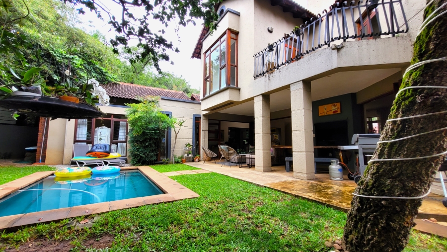 3 Bedroom Property for Sale in Matumi Golf Estate Mpumalanga