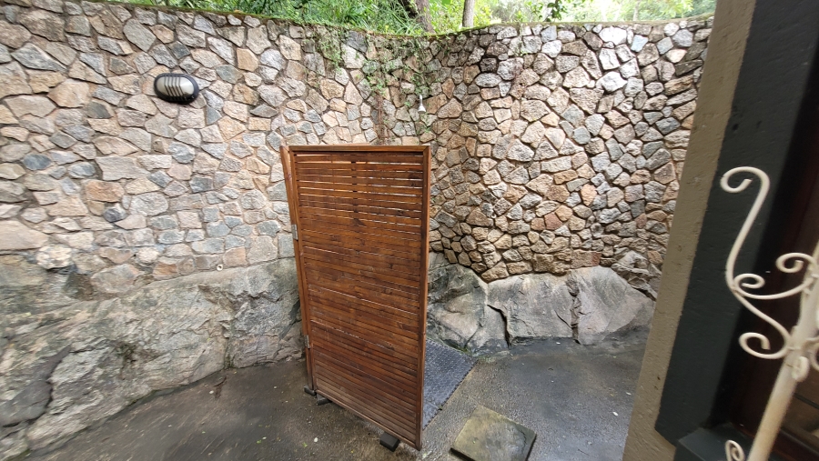 3 Bedroom Property for Sale in Matumi Golf Estate Mpumalanga