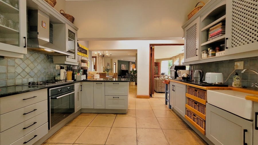 3 Bedroom Property for Sale in Matumi Golf Estate Mpumalanga