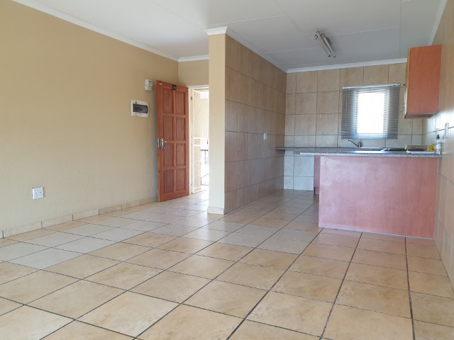 To Let 2 Bedroom Property for Rent in Stonehenge Ext 1 Mpumalanga