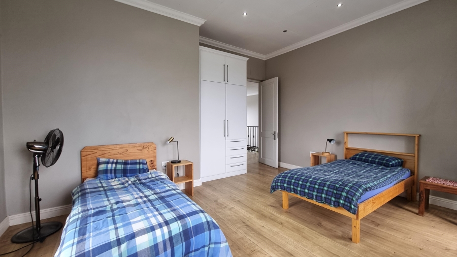 8 Bedroom Property for Sale in Graskop Mpumalanga