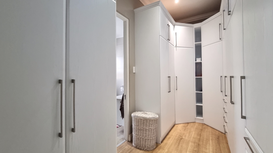 8 Bedroom Property for Sale in Graskop Mpumalanga