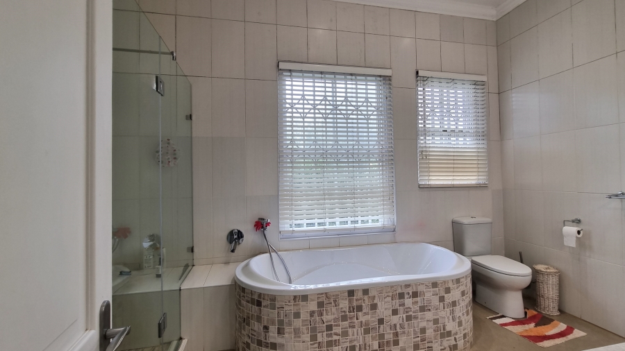 8 Bedroom Property for Sale in Graskop Mpumalanga