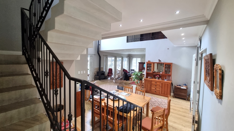 8 Bedroom Property for Sale in Graskop Mpumalanga