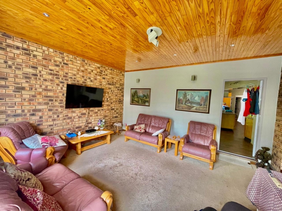 4 Bedroom Property for Sale in Secunda Mpumalanga
