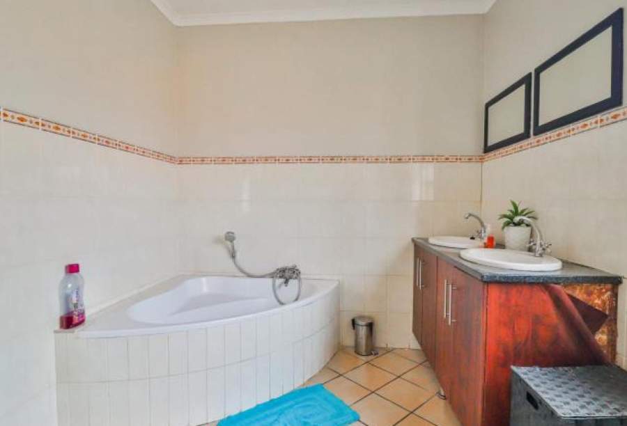 3 Bedroom Property for Sale in White River Ext 49 Mpumalanga