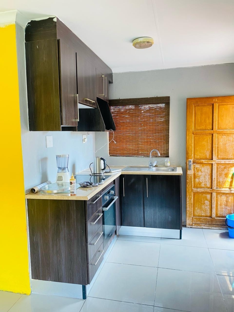 To Let 2 Bedroom Property for Rent in Karino Mpumalanga