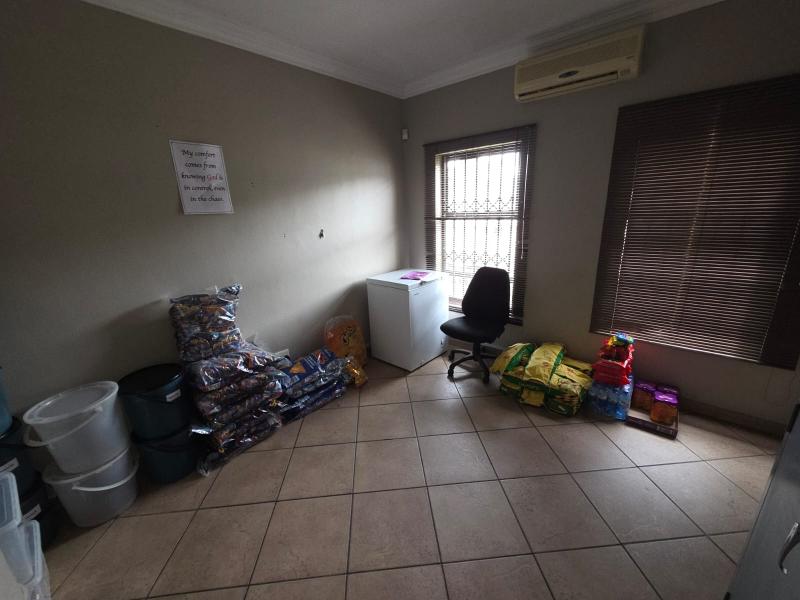 To Let commercial Property for Rent in Die Heuwel Mpumalanga