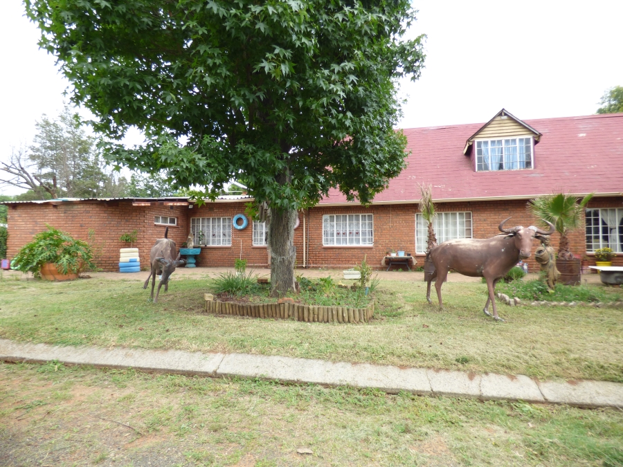 5 Bedroom Property for Sale in Rietkol AH Mpumalanga