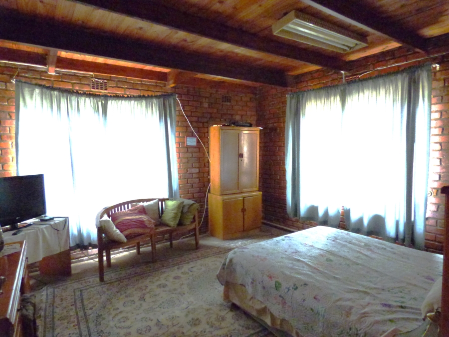 5 Bedroom Property for Sale in Rietkol AH Mpumalanga