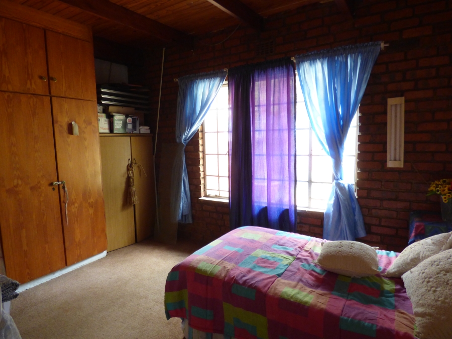 5 Bedroom Property for Sale in Rietkol AH Mpumalanga