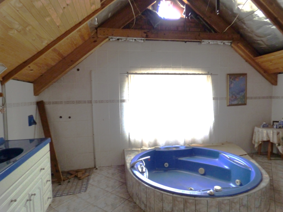 5 Bedroom Property for Sale in Rietkol AH Mpumalanga