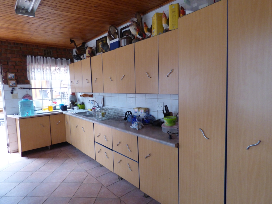 5 Bedroom Property for Sale in Rietkol AH Mpumalanga