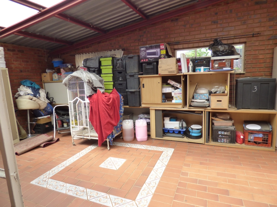 5 Bedroom Property for Sale in Rietkol AH Mpumalanga