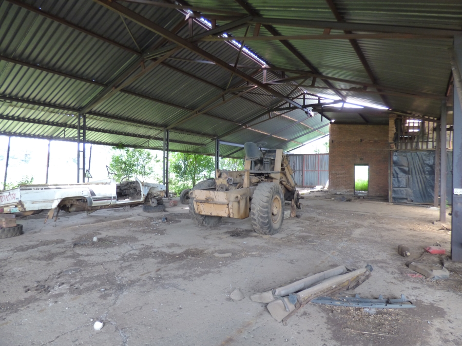 5 Bedroom Property for Sale in Rietkol AH Mpumalanga