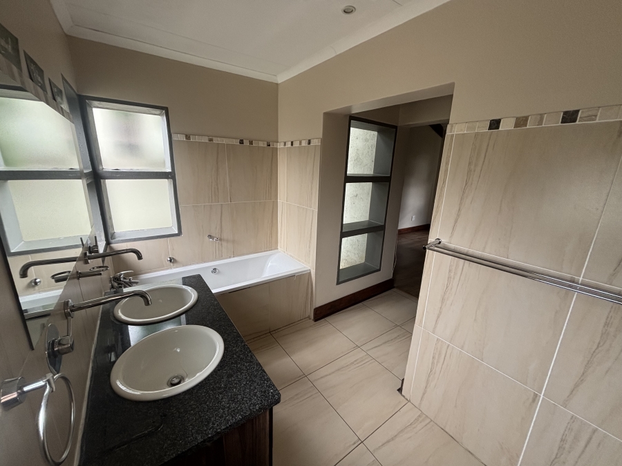 3 Bedroom Property for Sale in Ben Fleur Mpumalanga