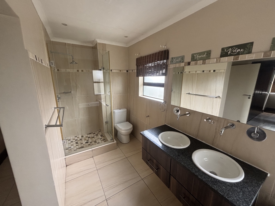 3 Bedroom Property for Sale in Ben Fleur Mpumalanga