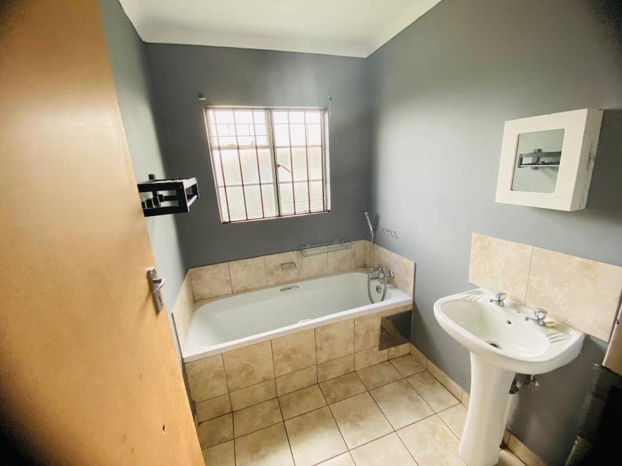 To Let 2 Bedroom Property for Rent in Secunda Mpumalanga