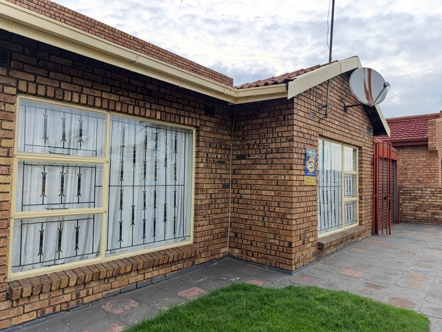 4 Bedroom Property for Sale in Ackerville Mpumalanga