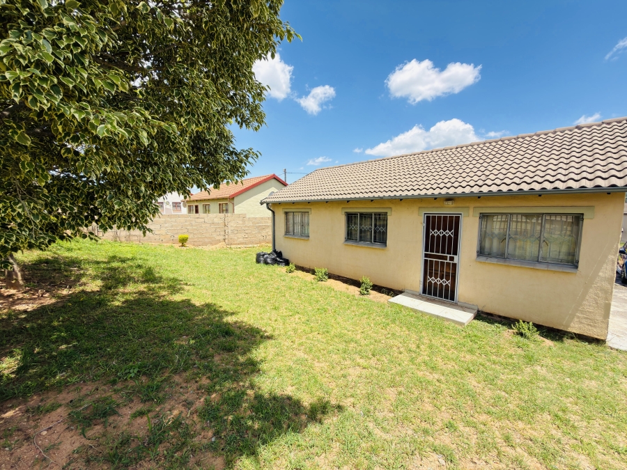 To Let 3 Bedroom Property for Rent in Karino Mpumalanga