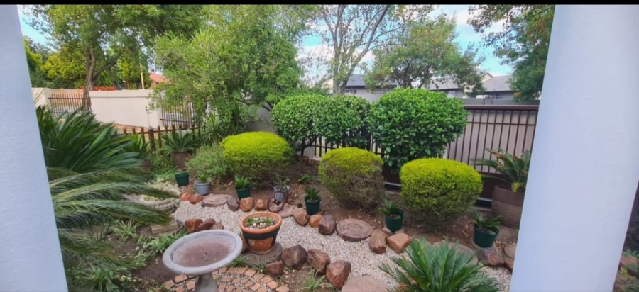 To Let 3 Bedroom Property for Rent in Sunset Park Mpumalanga