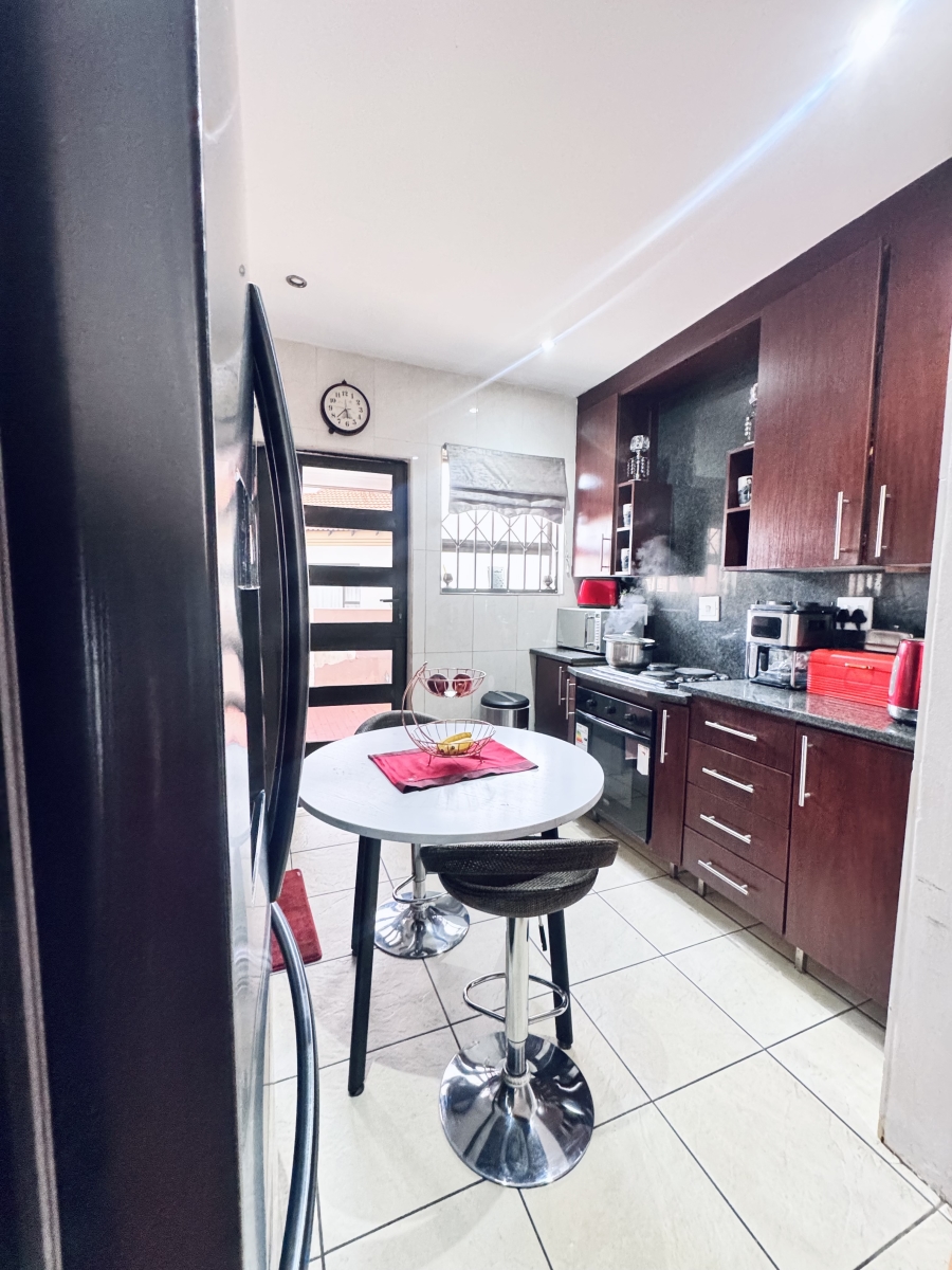 5 Bedroom Property for Sale in Reyno Ridge Mpumalanga