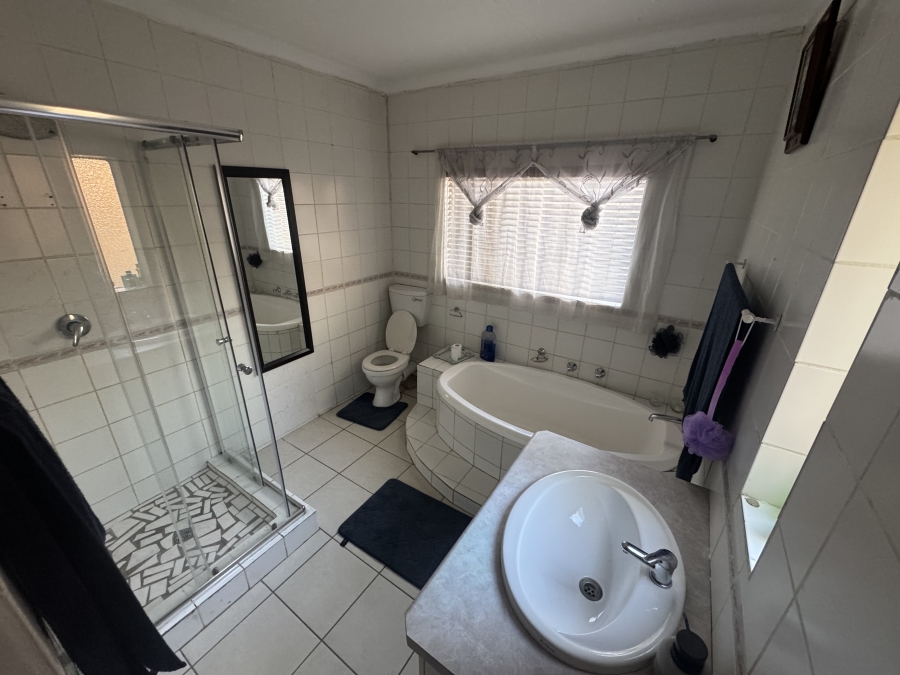 4 Bedroom Property for Sale in Del Judor Ext 4 Mpumalanga