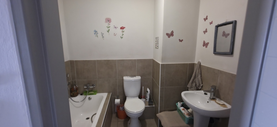 2 Bedroom Property for Sale in Dixon A H Mpumalanga