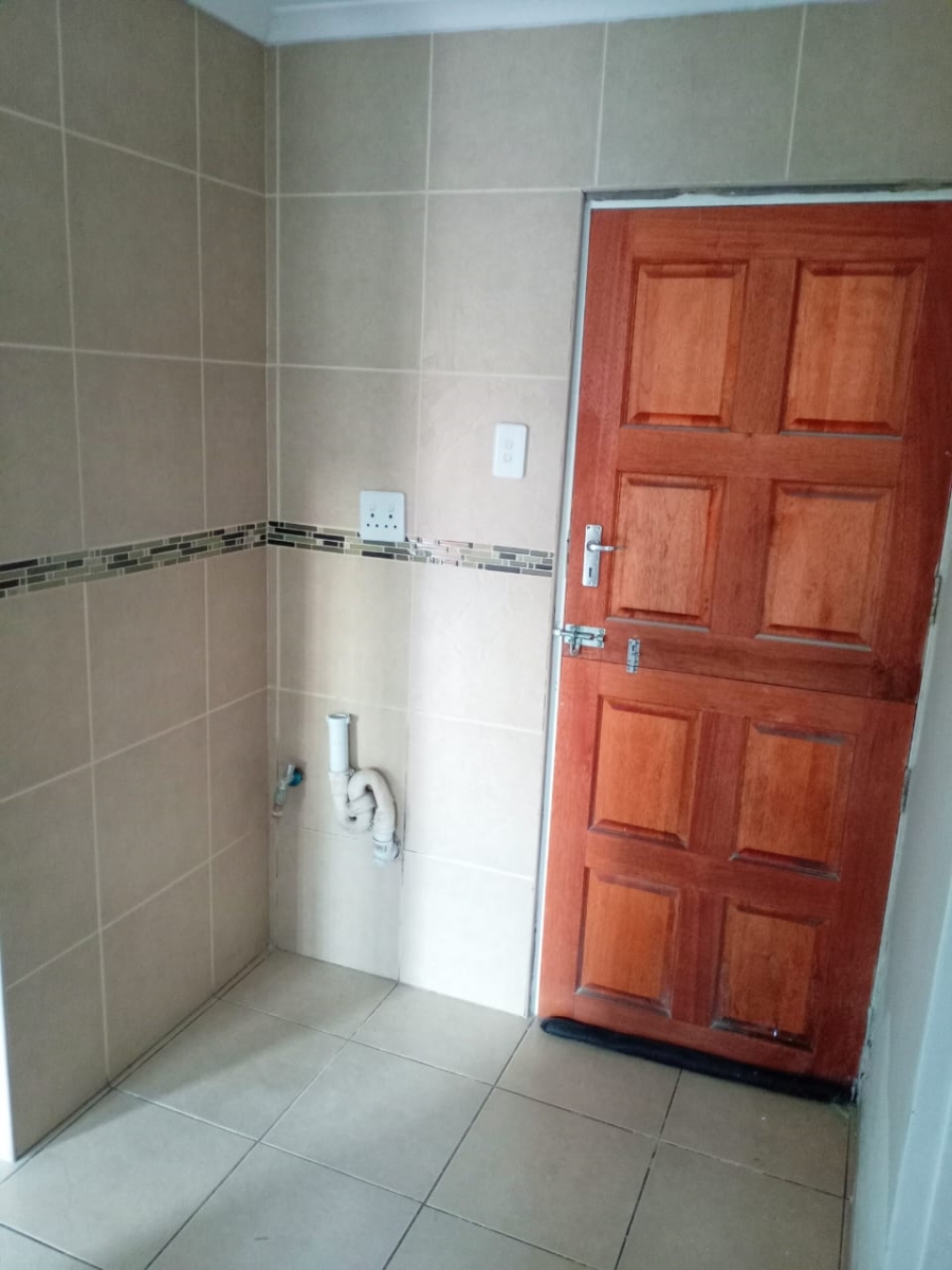 To Let 1 Bedroom Property for Rent in Secunda Mpumalanga