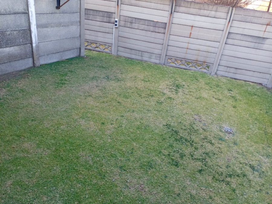 To Let 1 Bedroom Property for Rent in Secunda Mpumalanga